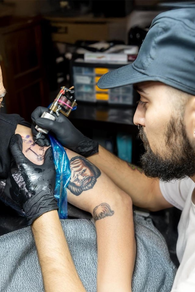 ¿Buscas un tatuador en Ourense?